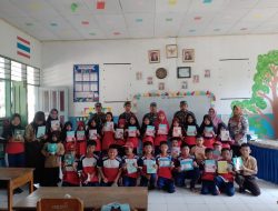 Hasanuddin Peduli Anak Sekolah, Berikan Makanan Bergizi Kepada Siswa-Siswi*