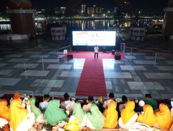 Kabintaljarahdam XIV/Hsn Mewakili Pangdam Membawakan Puisi Kemerdekaan Pada Acara Malam Renungan dan Tasyakuran Peringatan HUT Kemerdekaan RI Ke-79 Tahun*