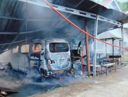 Kembali Terjadi Kebakaran Di Jalan Tandi Pau Kelurahan Tamarundung Palopo Dan Menghanguskan 1 Rumah Dan 1 yunit Mobil.Motor Dan Alat Rumah Tangga