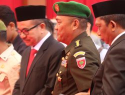 Pamen Ahli Bid. Idpol Poksahli Pangdam XIV/Hsn Menghadiri Pengambilan Sumpah Jabatan dan Pelantikan Pj. Walikota Pare-Pare*