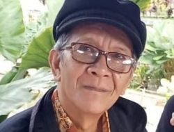 Jacob Ereste : *Kotak Kosong Dalam Pilkada 2024 Justru Menambah Ongkos Demokrasi Menjadi Yang Sangat Mahal*