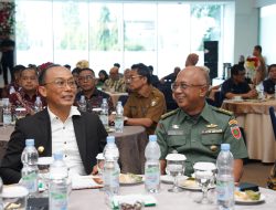 Pamen Ahli Bidang Sishanneg Poksahli Pangdam XIV/Hsn Menghadiri Seminar Ekonomi Harmoni Kolaborasi Untuk Ekonomi Sulsel Maju dan Berkualitas*