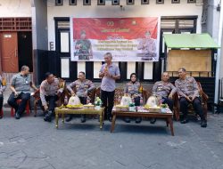 Berlokasi Di dalam lorong, Jumat Curhat Polres Pelabuhan Makassar tetap ramai