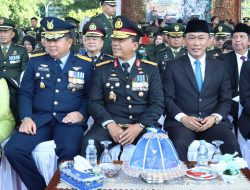 Kapolda Sulsel Hadiri Upacara HUT TNI di Karebosi*