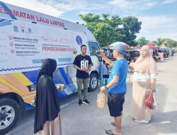 PR SULSEL I – Sosialisasi Keselamatan Berkendara dan Bebas Denda Pajak Kendaraan di Car Free Day Pantai Manakarra