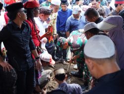 *Kasdam XIV/Hsn Mengikuti Sholat Jenazah dan Prosesi Pemakaman Alm. Raja Gowa ke-38*