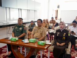Pamen Ahli Bid. Ekonomi Poksahli Pangdam XIV/Hsn Menghadiri Rakor Pengendali Inflasi Daerah Secara Virtual Bahas Kondisi Inflasi Nasional Bulan Oktober 2024*