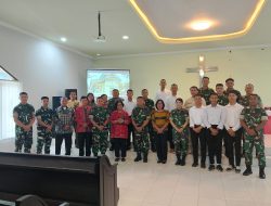 *Prajurit dan PNS Kodam XIV/Hasanuddin Gelar Doa Bersama Dalam Rangka Hari Pahlawan Tahun 2024*
