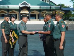 Kasdam XIV/Hsn Menyerahkan Secara Simbolis Tiga Randis Bantuan Swadaya Dari Kasad*