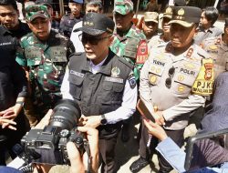 Pemantauan Pilkada Serentak 2024 di Sulawesi Selatan: Kapolda Sulsel Bersama Pihak Terkait Pantau Langsung Proses Pemungutan Suara*