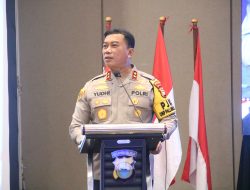 Kapolda Sulsel Pimpin Rapat Anev Siskamtibmas dan Operasi Mantap Praja Pallawa 2024-2025 Pilkada Serentak*