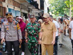 AKBP Safi’i Nafsikin juga mendapati lonjakan harga beberapa komoditas, seperti telur dan cabai, yang sebagian besar pasokannya