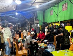 AKP.H.Ramli Jr SH.Menggelar Makan Bersama Di Posko Induk Alaka Solidaritas Taro Ada Taro Gau                                               