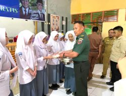 Kodam XIV/Hsn Dukung Program Pemerintah RI, Bagikan Porsi Makanan Bergizi*