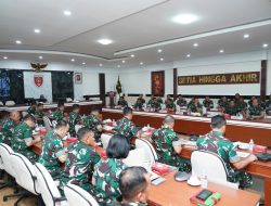 Pangdam XIV/Hsn _Entry Brifing_ Bersama PJU dan Dansat Jajaran Kodam XIV/Hsn Secara Offline maupun Online*
