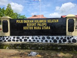 Kerja bakti ini berlangsung atas arahan dari Kapolsek Wara Utara Ipda Sadidi Saad dengan tujuan untuk memberikan warna baru