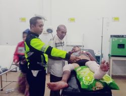 Polisi telah menangani lokasi kejadian dan mengamankan kendaraan yang terlibat kecelakaan.