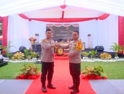 Kapolda Sulsel Kunjungi Polres Wajo, Resmikan Lapangan Bulutangkis dan Serahkan Bantuan Sosial*