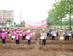 Dukung Ketahanan Pangan, Polda Sulsel Ikuti Launching Penguatan Program Pekarangan Pangan Lestari*