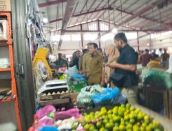 Jaga Stabilitas Pangan Jelang Ramadhan, Wagub Aceh Lakukan Sidak Pasar.