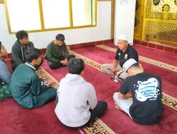 Kapolres Palopo melakukan pendekatan religius untuk memberikan pemahaman kepada para remaja