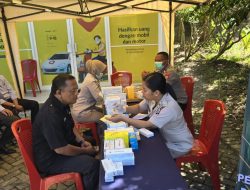 Polda Papua Barat Gelar Pemeriksaan Kesehatan Gratis Bagi Pengemudi Ojek Sambut Hari Bhayangkara ke-79