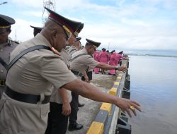Polres Asmat Gelar Ziarah Laut dan Tabur Bunga, Hormati Jasa Pahlawan Polri Menjelang Hari Bhayangkara ke-79