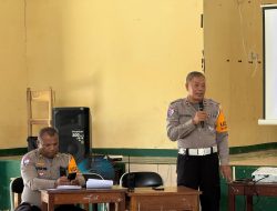 Ditlantas Polda Papua Gelar Program Polisi Go To School di MTS Koya Barat, Edukasi Anti-Bullying dan Tertib Lalu Lintas