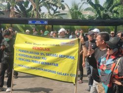 Masuk Ruko Sendiri Bayar? Puluhan Pengusaha di Kawasan Ruko GGC Bekasi Selatan Gelar Aksi Protes