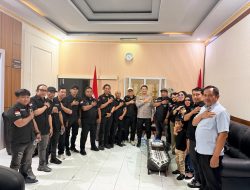 Kaplorestabes Makassar terima audiensi ormas Laskar Garuda Indonesia Bersatu, Bahas kamtibmas hingga kegiatan sosial.